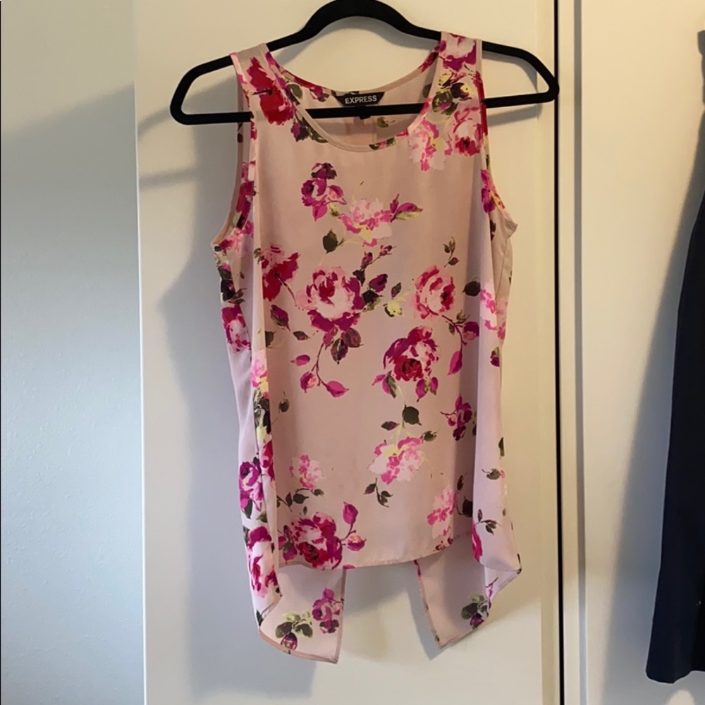 Flowery shirt